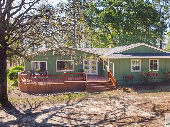 3rd image of 3411 Ponderosa Road