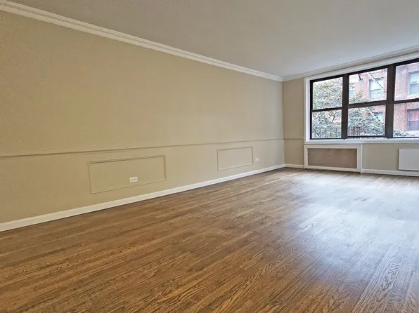 1275 East 51st Street image 1 of 12