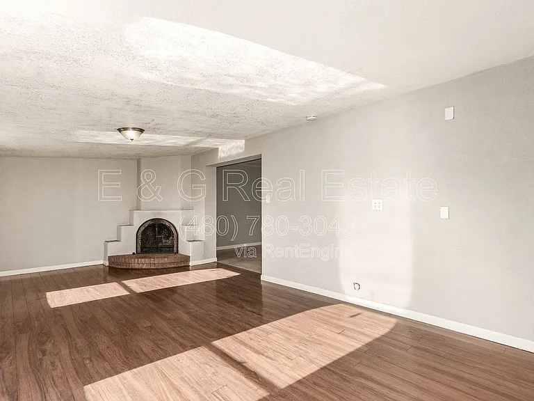1708 N Daffodil St — Photo 10
