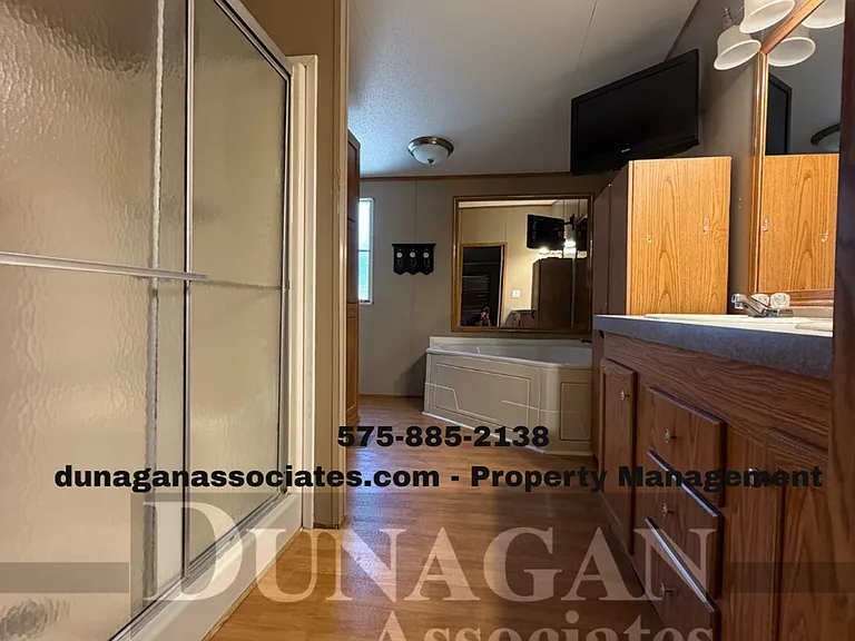 301 E Rose St — Photo 8