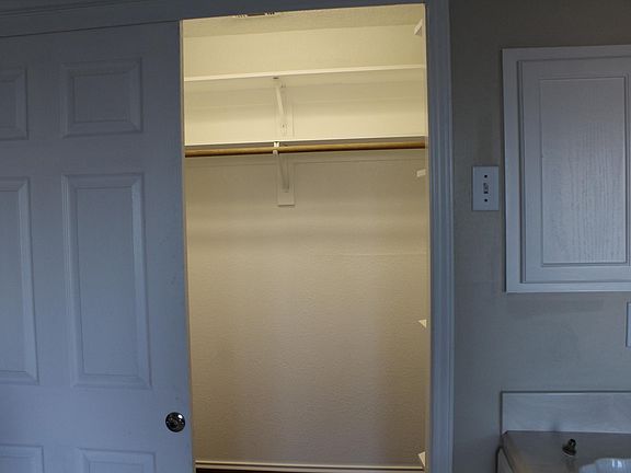 4th image of 6917 Conestoga Dr