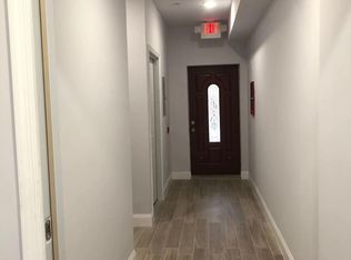 1008 Green St #A, Philadelphia, PA