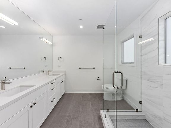 5th image of 30 Hermosa Ave Penthouse 2