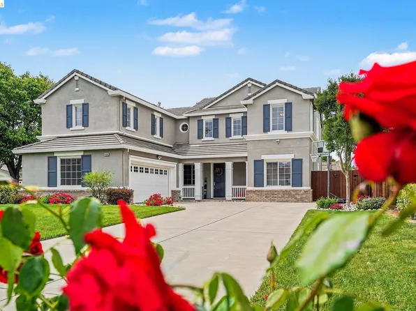 1400 Buckingham Dr, Brentwood, CA 94513