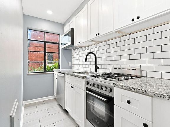 3rd image of 10-20 E Deshler Ave #10-3