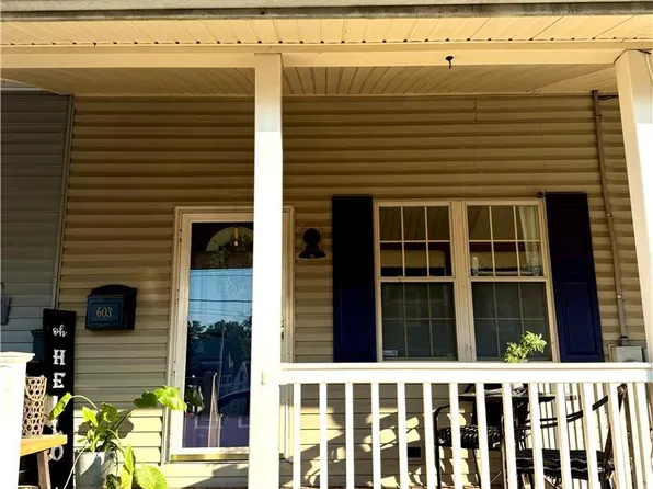 603 W Washington St, Slatington, PA 18080