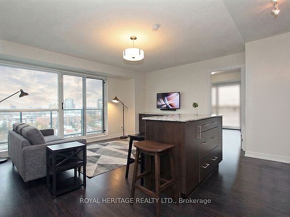 5th image of 100 Western Battery Rd #1007