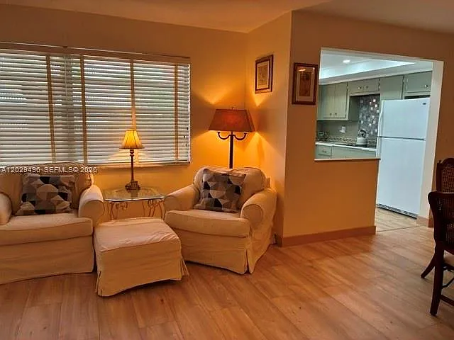 180 NE 12th Ave #11B — Photo 8