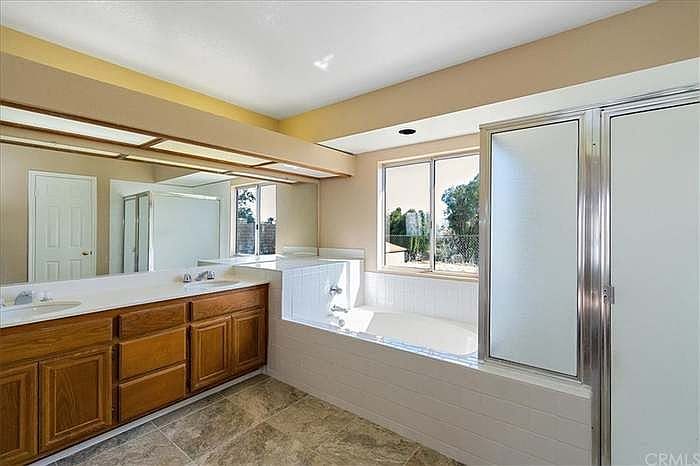 1st image of 27847 Morrey Ln