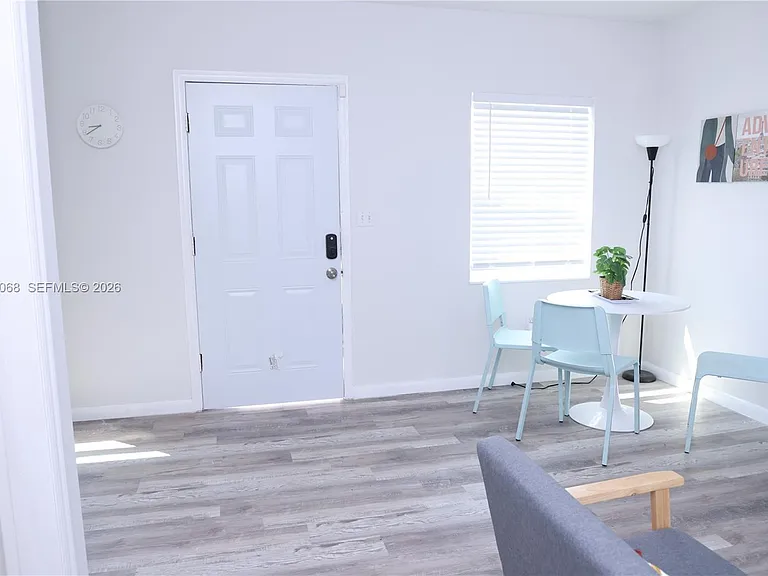 1109 SW 37th Ave #1115 — Photo 2