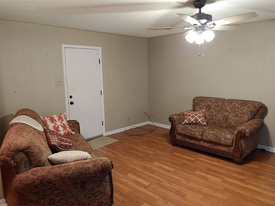 332 Bevill St, Deport, TX 75435 Zillow