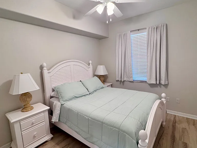 6828 Toland Dr #402 — Photo 19