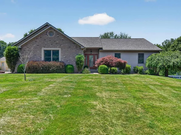 7 Parkwood Dr, Logansport, IN 46947