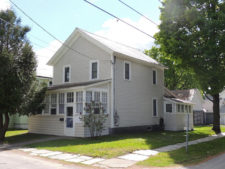 1st image of 15 Lincoln St