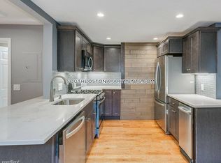 85 Baxter St #2F, Boston, MA 02127