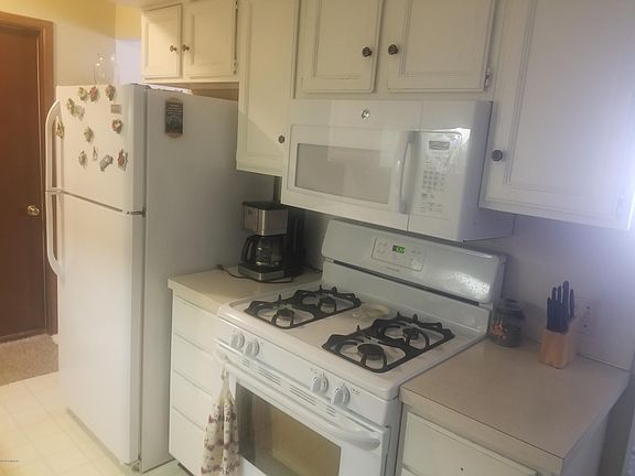5th image of 5032 Beech Ct