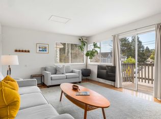 94 Caledonia St #A, Santa Cruz, CA 95062