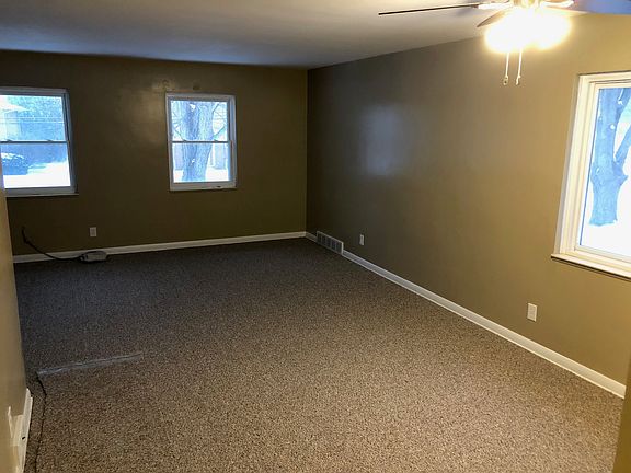 5th image of 2881 Chamberlain Rd