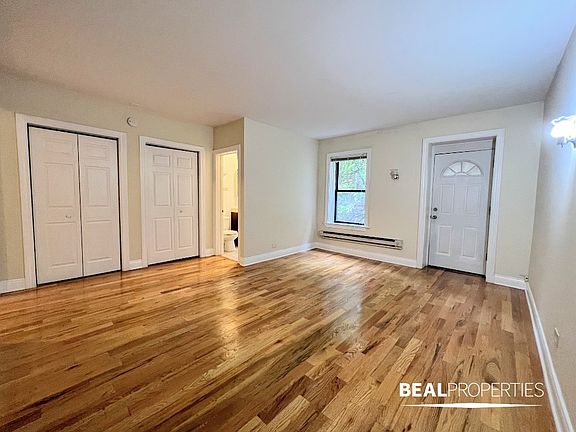 4th image of 1347 N Dearborn St APT 308