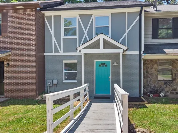 5758 Old Gordon Rd, Mableton, GA 30126