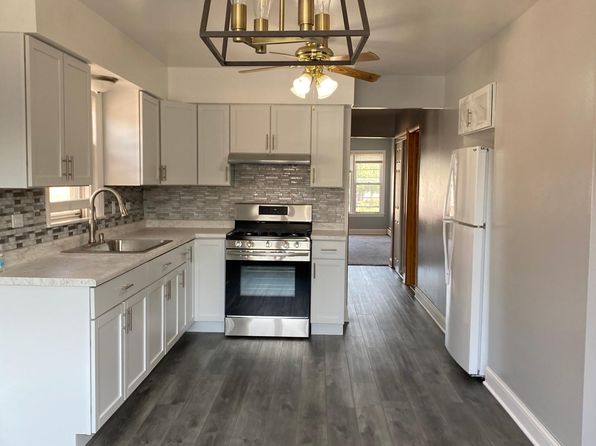 11158 S Kedzie Ave #2
