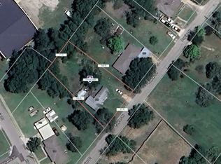 529 Poplar St, Italy, TX 76651