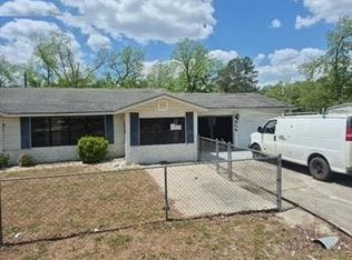 925 Columbus St, Waycross, GA 31503