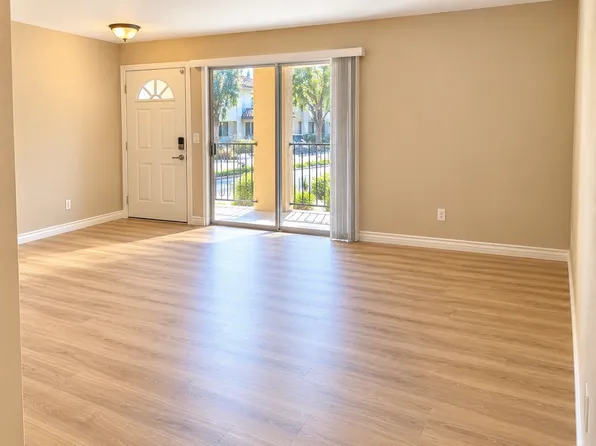 2160 Highpointe Dr, Corona, CA