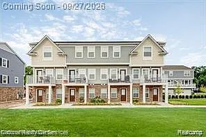 3 bed, 2.5 bath, 1522 sqft, $3,050 — Photo 2
