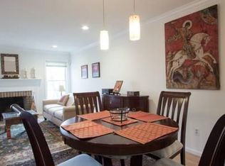 2109 N Tazewell Ct, Arlington, VA 22207