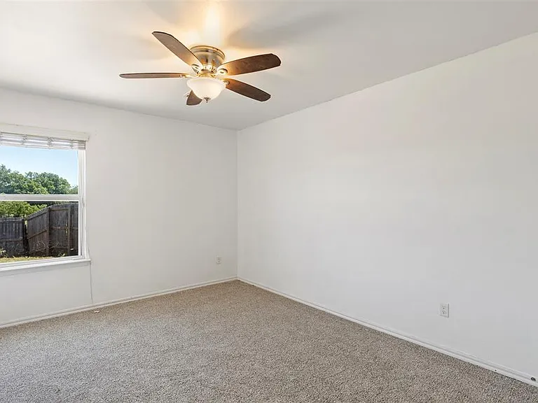 13244 Beekman Dr — Photo 14