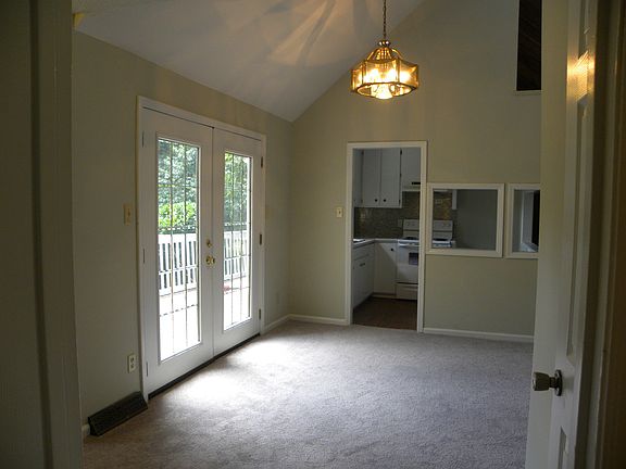 5th image of 4932 Ironwood Ct