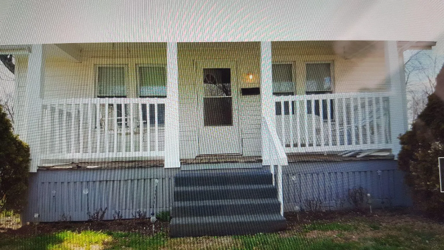 3915 Walford St photo 1
