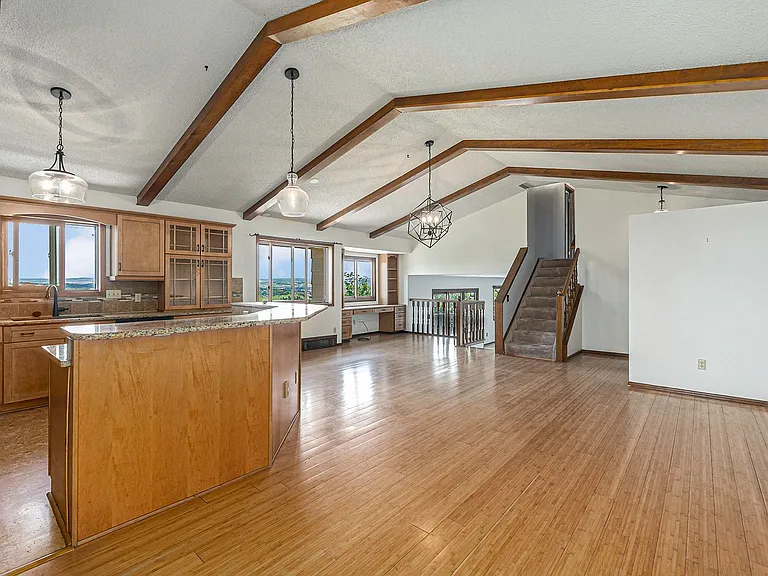 930 Point Of The Pines Dr — Photo 6