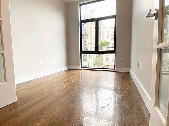 2nd image of 121 Woodbine St #2L