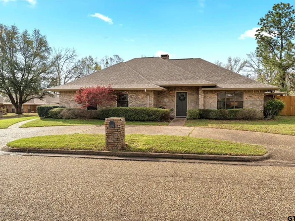 504 Alan Dr, Mount Pleasant, TX 75455