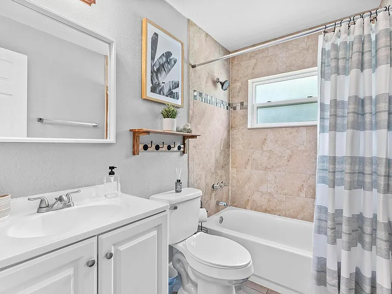 2813 Durham St — Photo 27