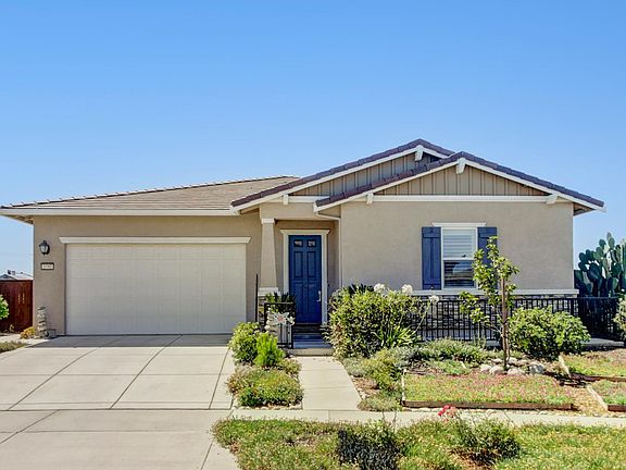2nd image of 2752 Brookshire Cir