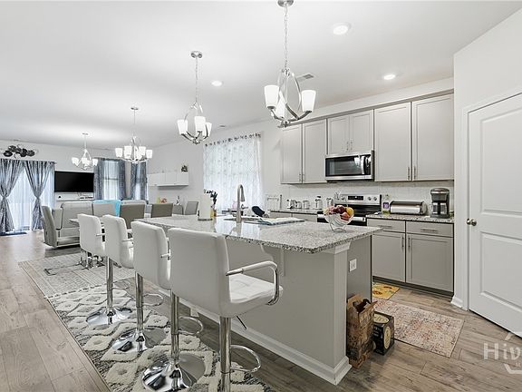 4th image of 342 Brennan Dr