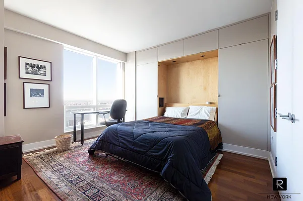 Rented by R New York | media 22