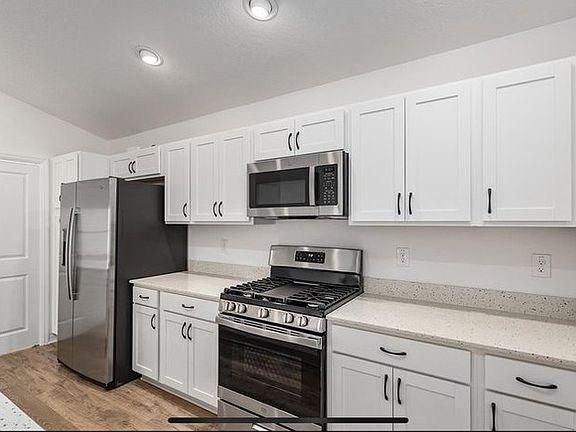 4th image of 7243 Bickel Dr