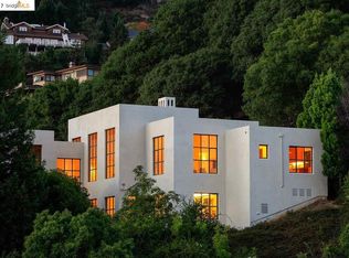 6150 Pinewood Rd, Oakland, CA 94611