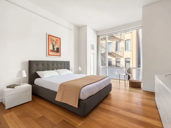 311 West Broadway image 4 of 7