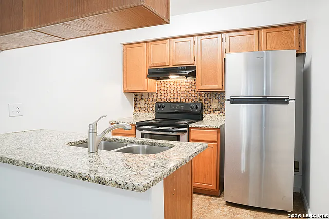 11610 Vance Jackson Rd #1102 — Photo 3