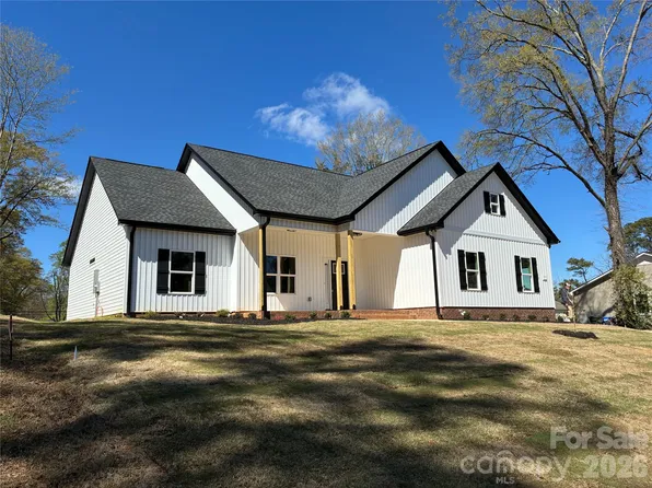 1215 Charlotte Ave, Rock Hill, SC 29732