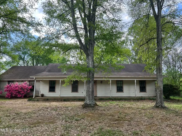 2339 N Pine Lea Dr, Jackson, MS 39209