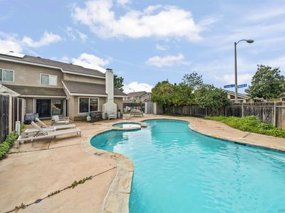 2396 Donnington Way, San Diego, CA, 92139