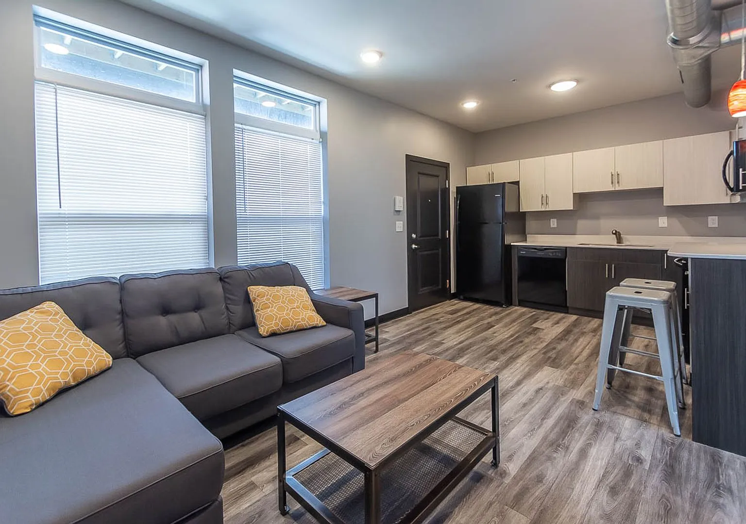 Tech Park Apartments — Photo 1