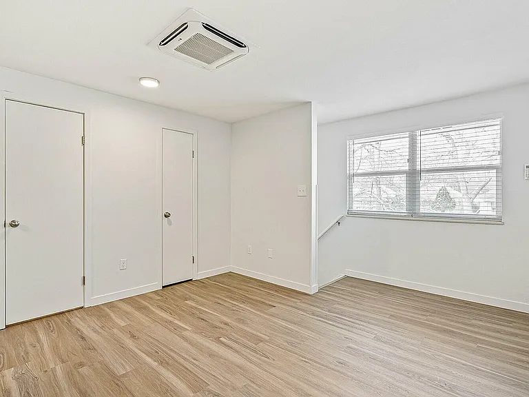 The Sherlock Townhomes — Photo 14
