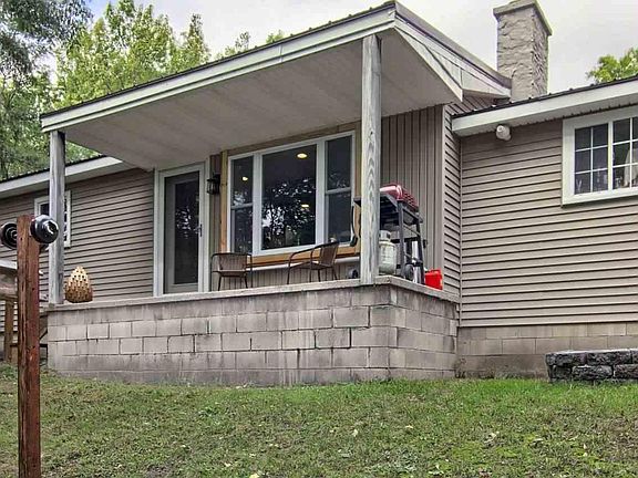 4th image of 19155 Poplar Dr